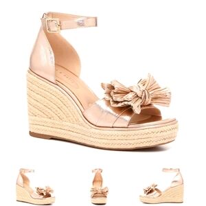 Metallic chrome sandal